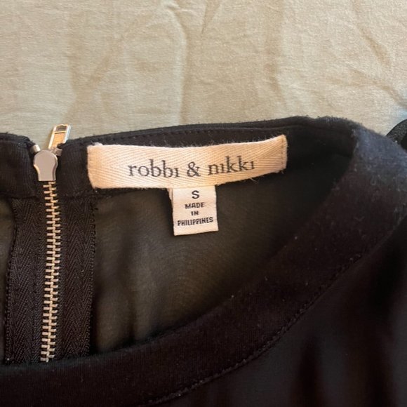 Robbi & Nikki Black Dress with Sheer Neckline and Polyester Body, Metal Zipper - Picture 4 of 7